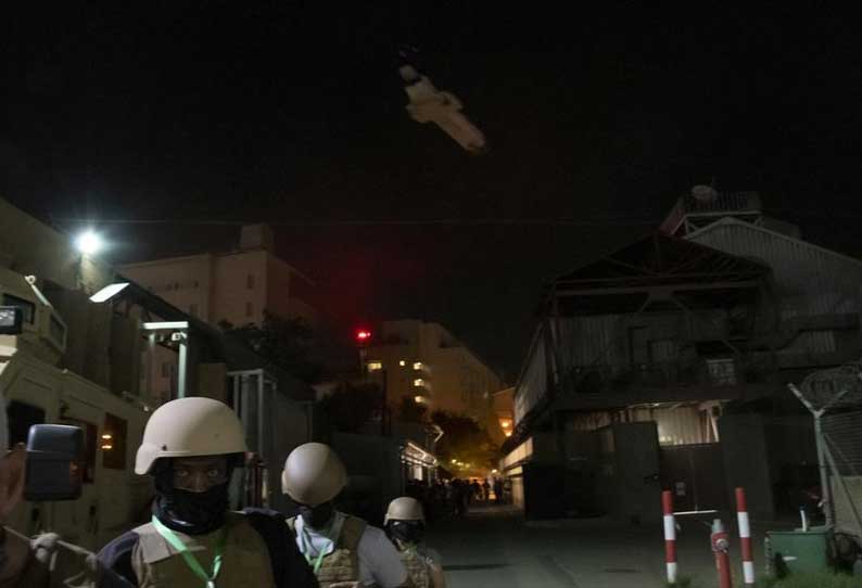 In a security alert, US Embassy in Kabul, #Afghanistan says, || காபூல் விமான நிலையத்தில் தலிபான்கள் தாக்குதல்?