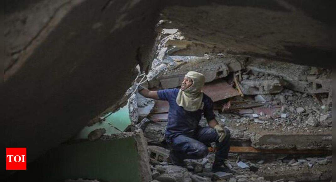 Death toll from Haiti earthquake rises to more than 700 - Times of India