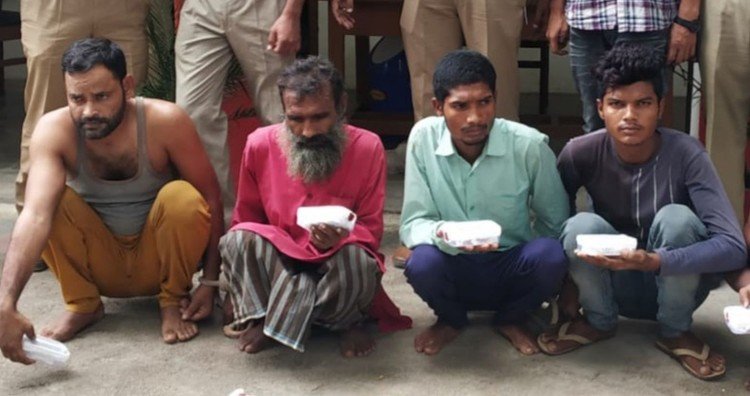 Five Arrested For Theft From Sarafs Shop - सर्राफ की दुकान से हुई लाखों की चोरी में पांच गिरफ्तार - Farrukhabad News