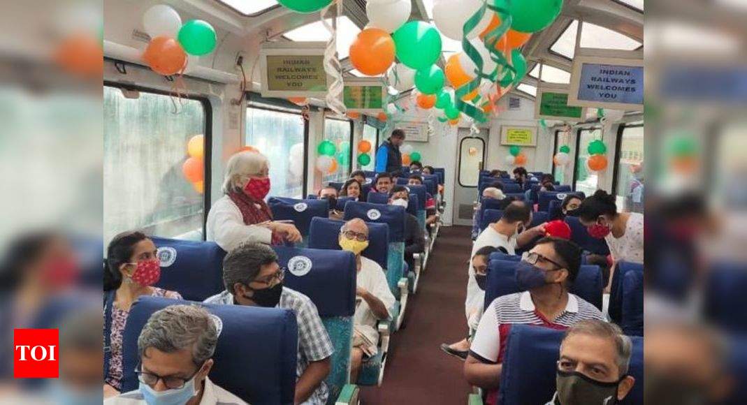 Vistadome coach launched on Deccan Queen on Independence Day | Mumbai News - Times of India