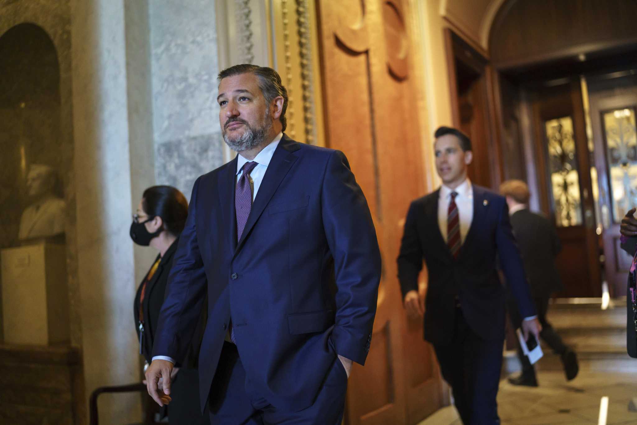 Editorial: The hunt for fugitive Texas Democrats has begun. Where are the leg irons?