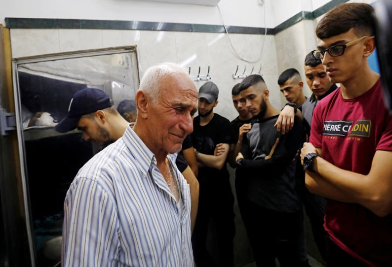 Four Palestinians shot and killed in Israeli army raid in Jenin || இஸ்ரேல் போலீசாரால் பாலஸ்தீனர்கள் 4 பேர் சுட்டுக்கொலை