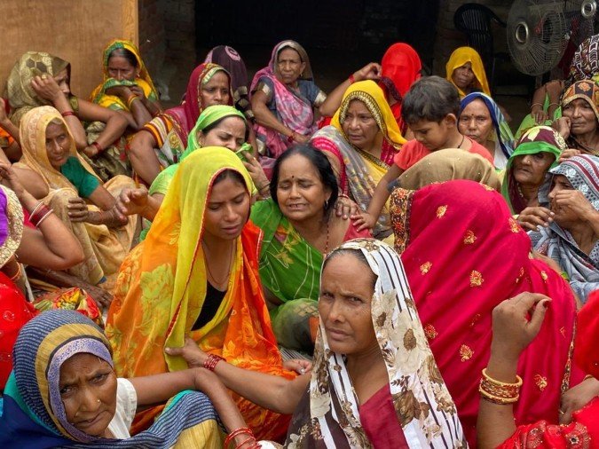 Death Of A Young Man Who Fell Into The Canal After Colliding With The Culvert - पुलिया से टकराकर नहर में गिरे युवक की मौत - Farrukhabad News