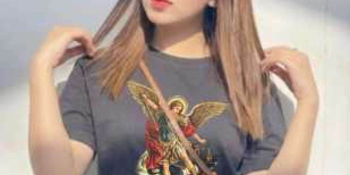 Shop Saint Michael Clothing for a Bold and Modern Wardrobe